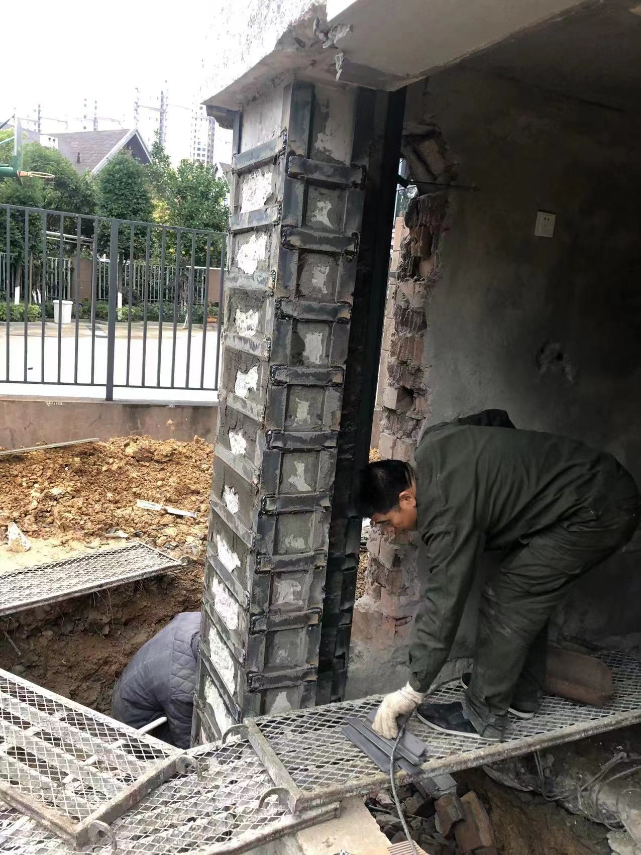 临武粘钢加固施工要注意的问题